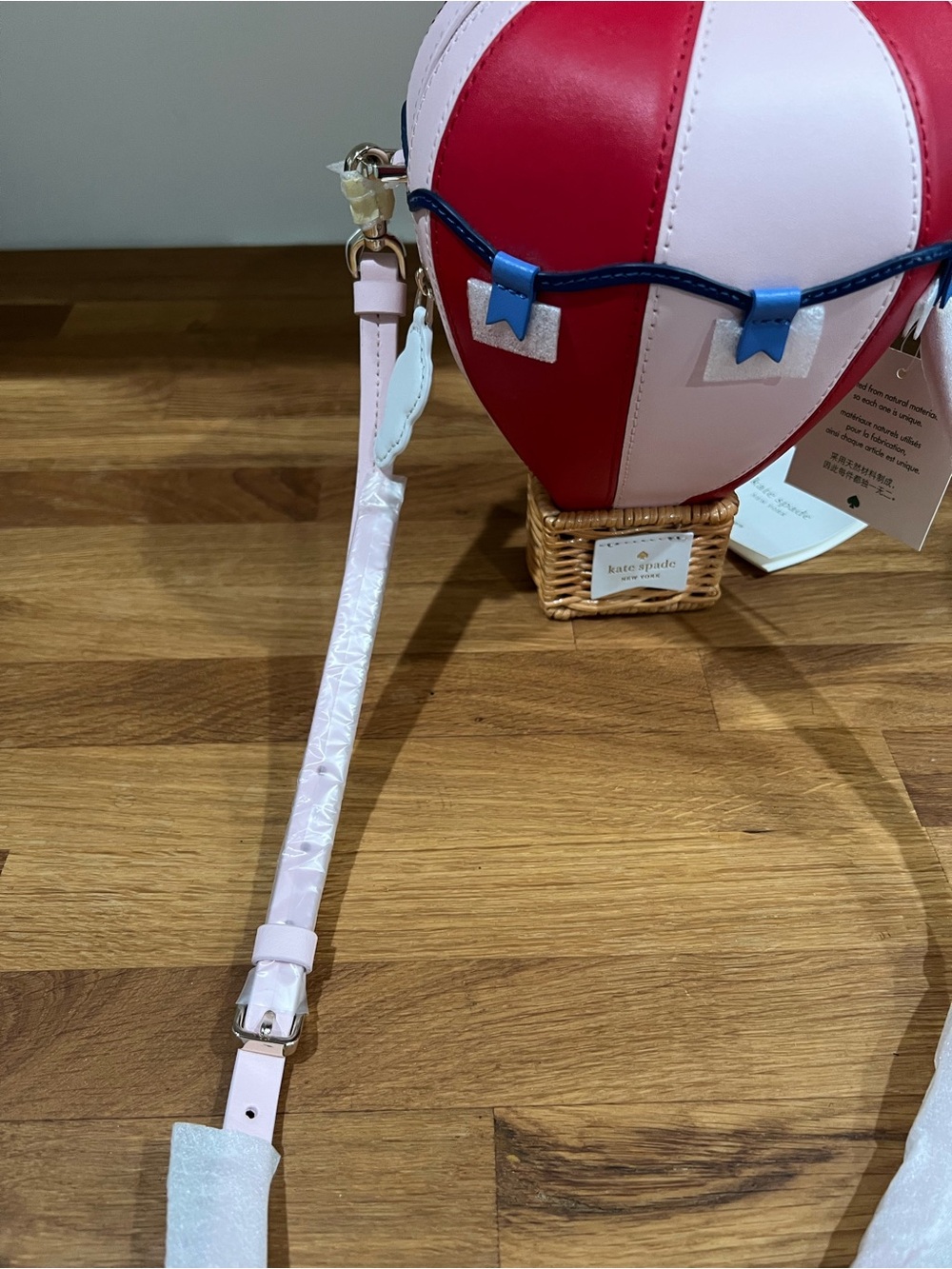 Kate Spade New York Up Up & Away Hot Air Balloon Leather Crossbody Bag NWT - Picture 9 of 15